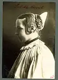 Women's costume from Cârnești (1900-1920)
