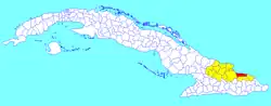 Frank País municipality (red) within Holguín Province (yellow) and Cuba