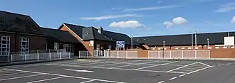 Glan-y-Môr School as seen from the front