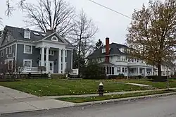 Houses on the southern side of Lake Road, west of the Clifton Road intersection.