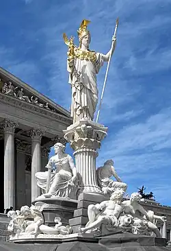 تندیس آتنا، الهه نگهبان شهر آتن