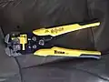 سیم‌لخت‌کن اتوماتیک