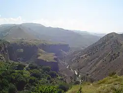 رود آزات در گارنی (روستا)