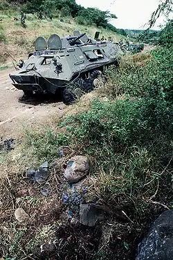 یک نفربر زرهی بی‌تی‌آر-۶۰ (BTR-60) ساخت شوروی که توسط نیروهای آمریکایی در جریان عملیات خشم فوری (۱۹۸۳) به غنیمت گرفته شد.