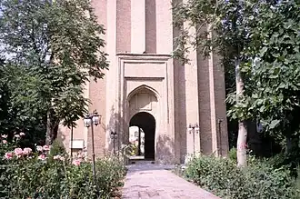 نمایی از ضلع جنوبی