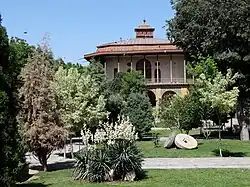 عمارت چهلستون