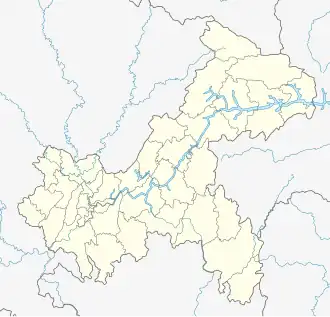 سه پل طبیعی در چونگ‌کینگ واقع شده