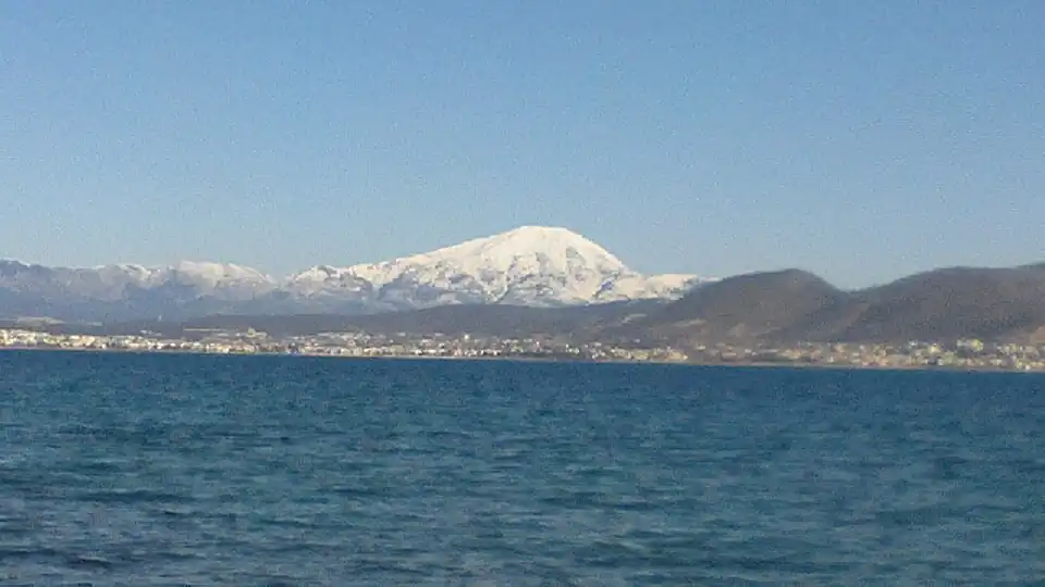 کوه دیرفیس