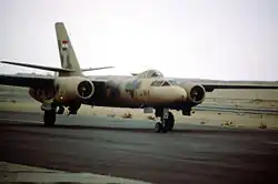 ایل-۲۸، ۳ فروند
