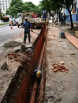 نصب لوله در خیابان