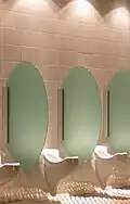 توالت‌های ادرار سرپایی زنانه (Female urinal)
