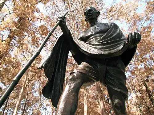 گاندی در Praça Túlio Fontoura، سائوپائولو، برزیل