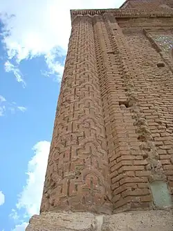 ستون‌های گنبد.