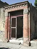 ورودی خانهٔ شمارهٔ ۱۸ موسوم به گرن پورتاله
