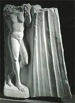 مجسمه از باغ گای