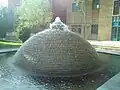 یکی از آب‌نماهای پارک هنرمندان