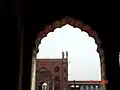 ورودی اصلی از سمت داخل مسجد جامع دهلی