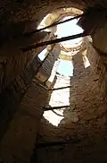 درون منار