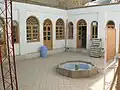 حیاط خدمه