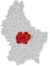 نقشه لوگزامبورگ که در آن  Heffingen با رنگ نارنجی مشخص شده است، ایالت با رنگ خاکستری تیره و بخش مربوطه با رنگ قرمز تیره مشخص شده است.