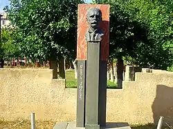 مجسمه مِدزن موراد