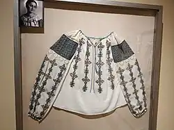 سوزن‌دوزی اثر سلما کویومجیان