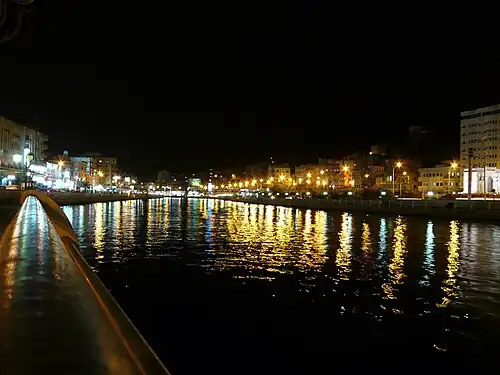 خور المکلا در شب