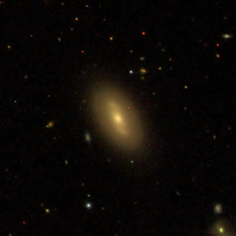 NGC186_-_SDSS_DR14