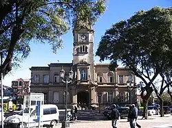 City Hall, Campana