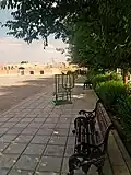 نیمکت و وسایل ورزش در پارک و پارکینگ چهار منار