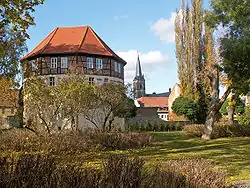 نمایی از Rondell به کلیسای St.Stephan