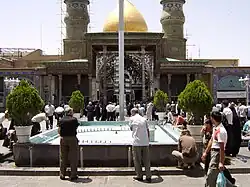نمایی دیگر از حیاط حرم شاه عبدالعظیم