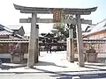 <!توریئی of the Seimei معبد شینتویی in کیوتو.>