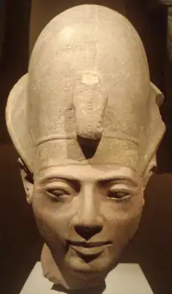 Head from a statue of Amenmesse, موزه متروپولیتن نیویورک
