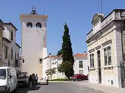 Cabaças tower, formerly part of the city's fortifications.