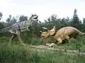 تی‌رکس و سه‌شاخ‌چهره