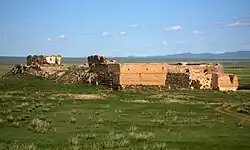 قلعه‌ای در داشینچیلِن، ساخته شده توسط «چوغت تایجی» در قرن ۱۷ میلادی