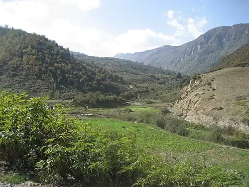 در راه روستای زیارت