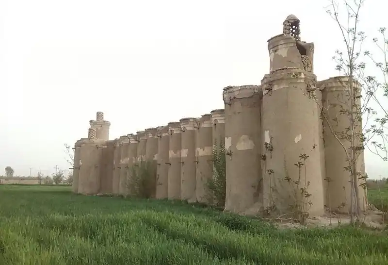 تصویری از چهل برج کلیسان